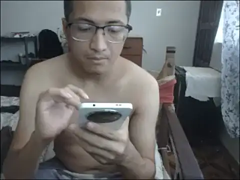 Mghty-cockl88 online show from March 3, 2:48 pm