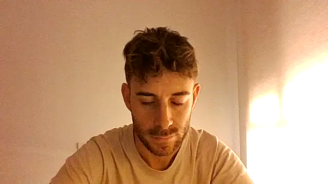 Snapshot of vargas90 chatting on November 4, 10:47 am vargas90 online show from November 4, 10:47 am