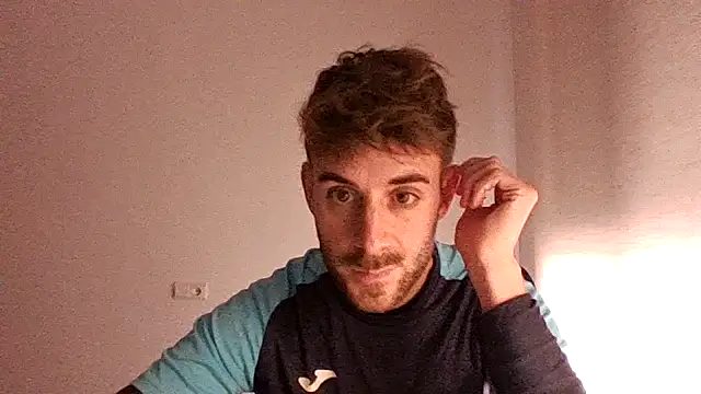 Snapshot of vargas90 chatting on November 14, 11:53 am vargas90 online show from November 14, 11:53 am