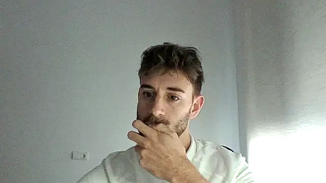 Snapshot of vargas90 chatting on November 19, 12:38 pm vargas90 online show from November 19, 12:38 pm