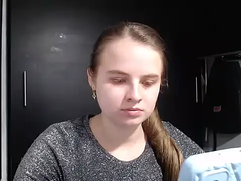 HellenMiyer1111 online show from February 13, 12:13 am