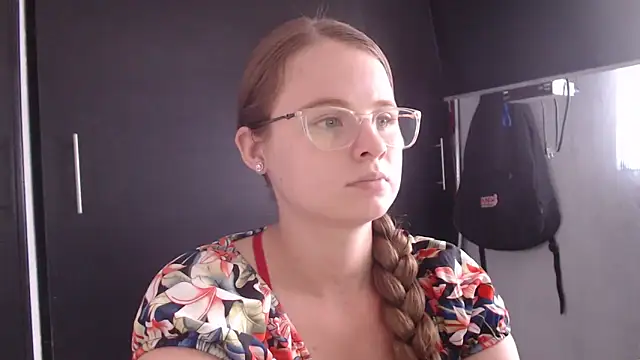 HellenMiyer1111 online show from February 20, 7:19 pm