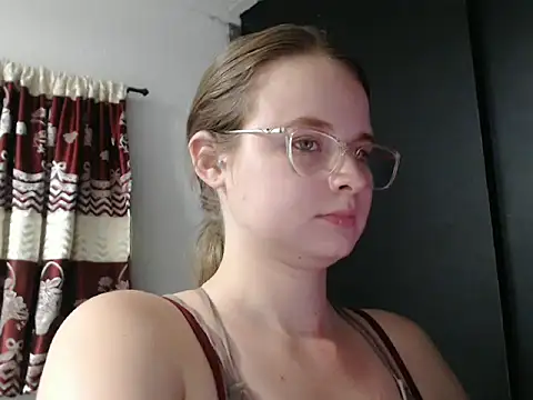 HellenMiyer1111 online show from March 11, 2:43 am