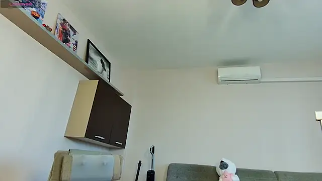 -Rin-Chan online show from March 30, 11:55 am