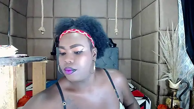 Snapshot of CatrinaGill chatting on October 8, 10:51 pm CatrinaGill online show from October 8, 10:51 pm