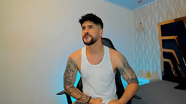 Snapshot of Petesevans chatting on November 27, 11:29 pm Petesevans online show from November 27, 11:29 pm