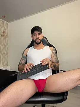 Snapshot of Petesevans chatting on January 15, 11:30 pm Petesevans online show from January 15, 11:30 pm