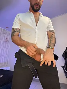 Snapshot of Petesevans chatting on January 16, 11:53 pm Petesevans online show from January 16, 11:53 pm