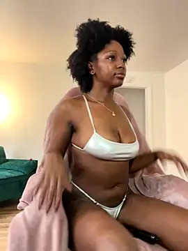 Snapshot of mochamimi chatting on October 29, 3:03 pm mochamimi online show from October 29, 3:03 pm