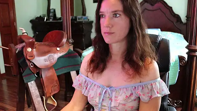 Snapshot of thornburyrose chatting on November 26, 6:31 pm thornburyrose online show from November 26, 6:31 pm