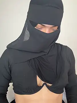 Snapshot of radiagazali chatting on December 1, 4:23 pm radiagazali online show from December 1, 4:23 pm