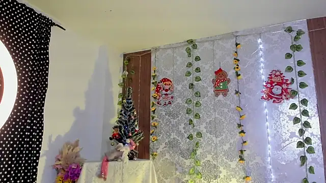 kelly thomson online show from December 5, 1:25 am