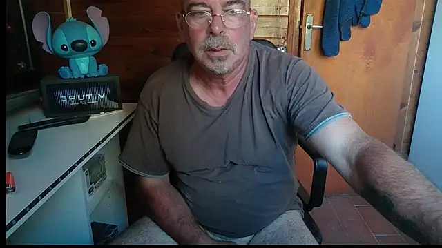 Snapshot of 0oscar_xxx chatting on September 11, 8:58 am 0oscar xxx online show from September 11, 8:58 am