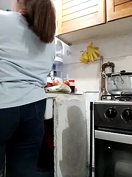 Vicky Rosse online show from April 8, 11:27 pm