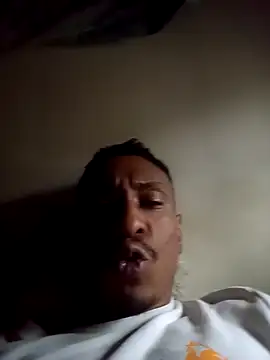 Snapshot of mellow_smoke chatting on November 15, 11:51 am mellow smoke online show from November 15, 11:51 am