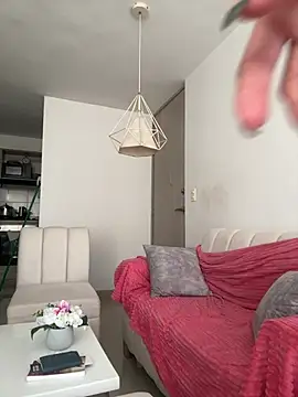 vicky rachell online show from February 23, 10:20 pm