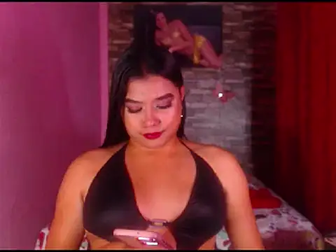 katrinawillff online show from March 22, 8:18 am