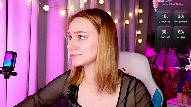 Snapshot of Ramona___ chatting on January 14, 9:24 am Ramona online show from January 14, 9:24 am