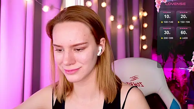 Snapshot of Ramona___ chatting on January 15, 8:30 am Ramona online show from January 15, 8:30 am