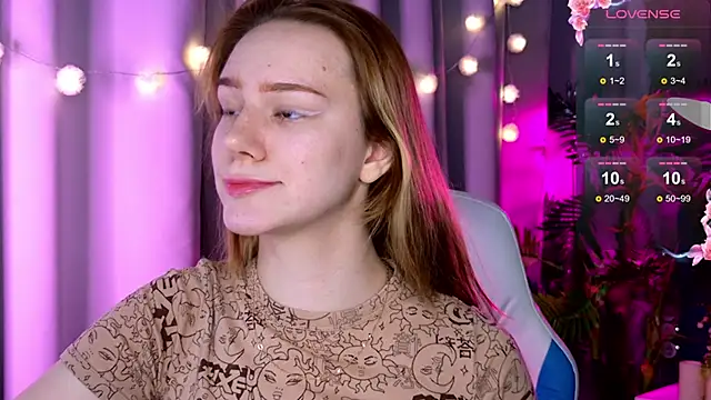 Snapshot of Ramona___ chatting on January 24, 5:42 am Ramona online show from January 24, 5:42 am