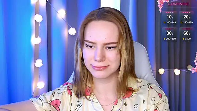 Snapshot of Ramona___ chatting on February 11, 9:42 am Ramona online show from February 11, 9:42 am