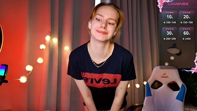 Ramona    online show from February 13, 9:41 am