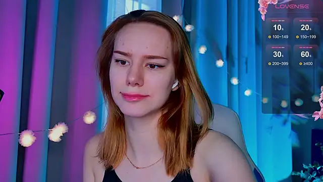 Snapshot of Ramona___ chatting on March 18, 6:03 am Ramona online show from March 18, 6:03 am