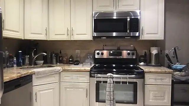 BigGuyMuscle online show from September 28, 1:44 am