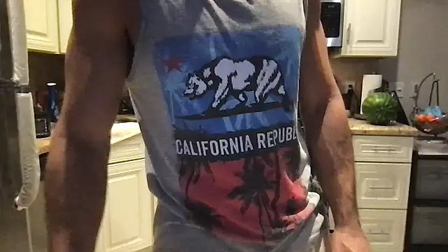 BigGuyMuscle online show from January 8, 9:50 pm