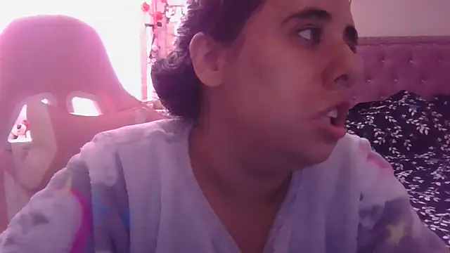 annarose19 online show from February 12, 4:57 pm