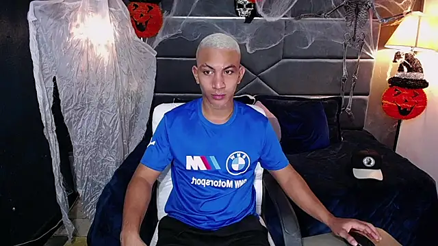 liam howard online show from October 30, 7:58 pm