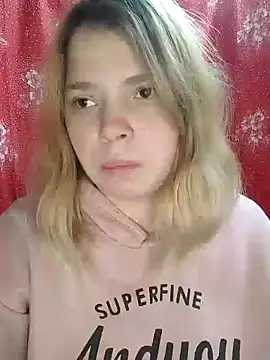 Snapshot of Zuli_Kiska chatting on January 10, 8:37 pm Zuli Kiska online show from January 10, 8:37 pm