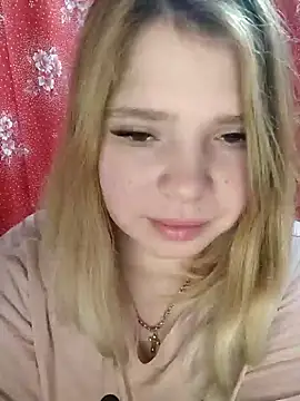 Snapshot of Zuli_Kiska chatting on January 27, 12:22 am Zuli Kiska online show from January 27, 12:22 am