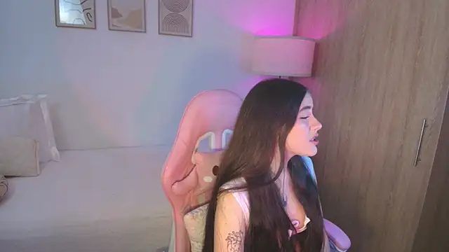 iriswest  online show from September 27, 11:21 pm