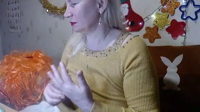 Snapshot of QueenLana chatting on January 14, 4:29 pm QueenLana online show from January 14, 4:29 pm