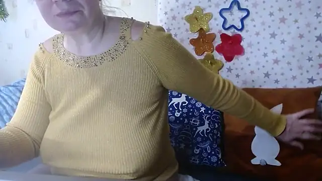 QueenLana online show from December 23, 7:28 am