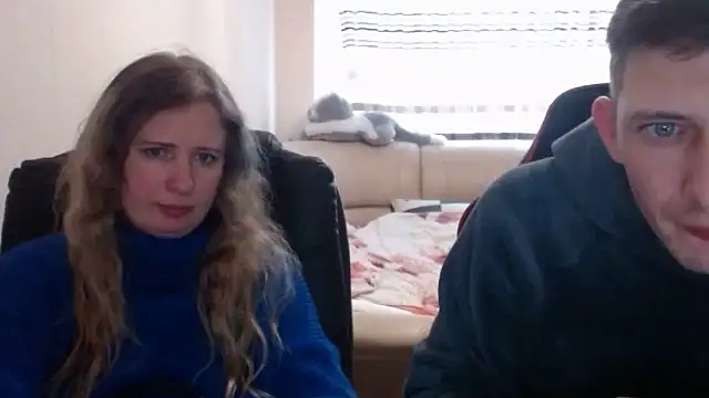 PeterAndJen online show from March 13, 10:05 am