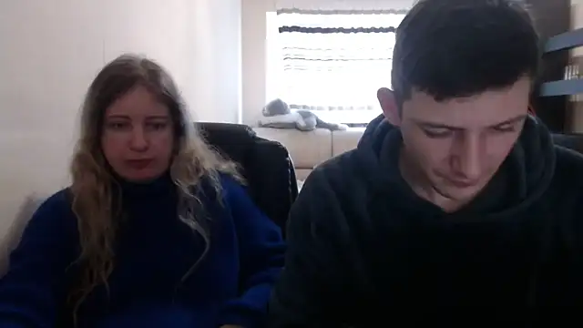 PeterAndJen online show from March 14, 10:18 am