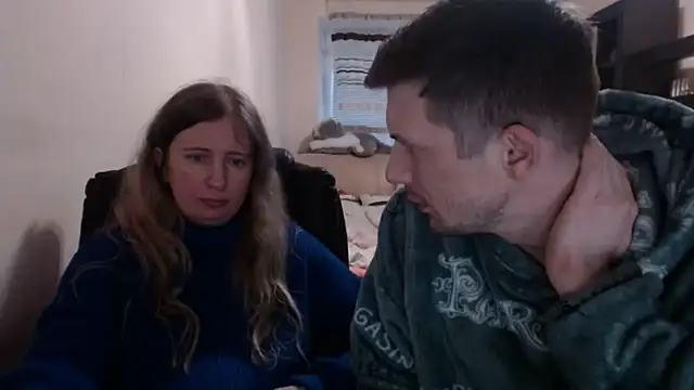 PeterAndJen online show from March 19, 6:34 pm