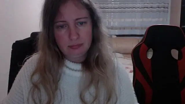 PeterAndJen online show from March 22, 7:42 pm