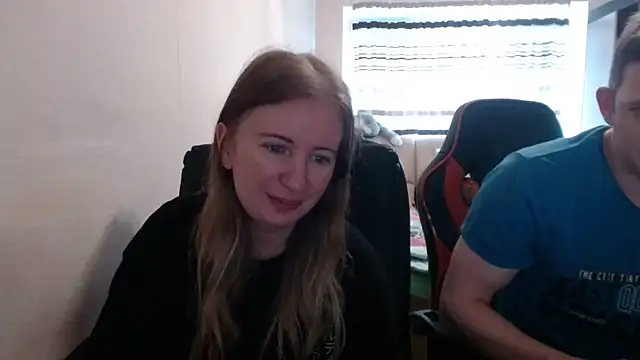 PeterAndJen online show from September 9, 5:07 am