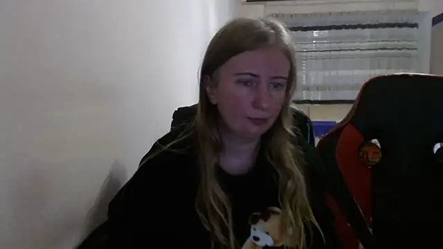 PeterAndJen online show from November 20, 8:19 pm