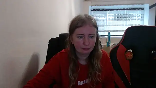 PeterAndJen online show from November 29, 8:39 am