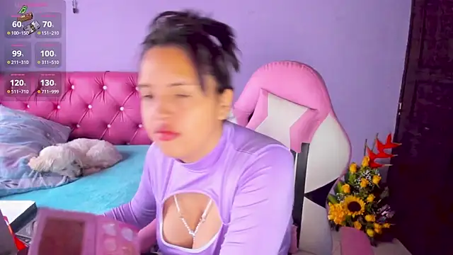 crissn0707 online show from March 13, 11:51 am