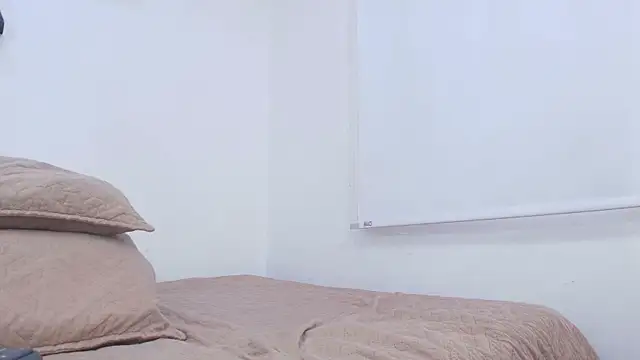 timkerbell  online show from November 6, 7:15 pm