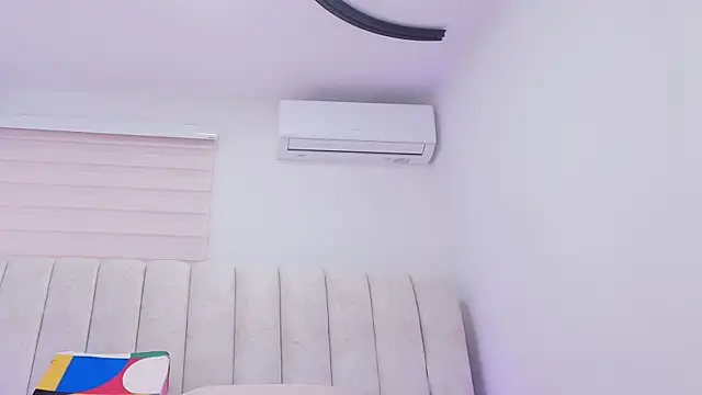 timkerbell  online show from December 5, 7:43 pm