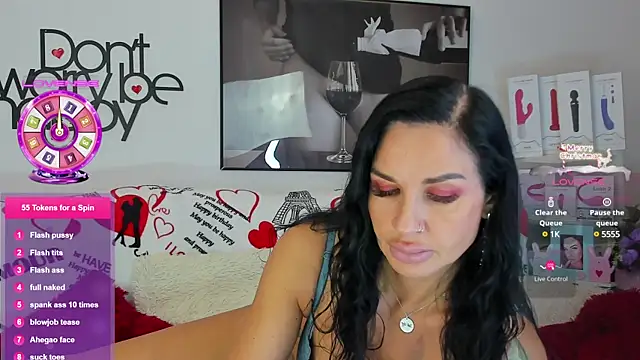 Snapshot of Tara_Bloss chatting on January 29, 3:33 am Tara Bloss online show from January 29, 3:33 am