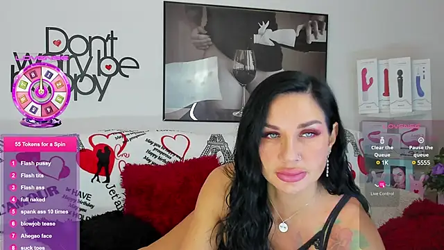 Snapshot of Tara_Bloss chatting on February 11, 3:08 am Tara Bloss online show from February 11, 3:08 am