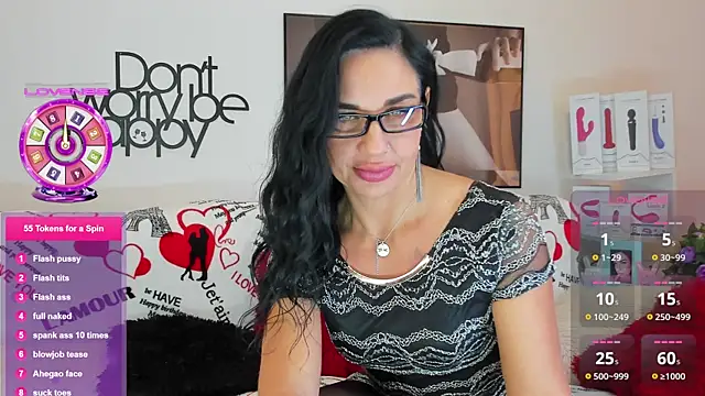 Snapshot of Tara_Bloss chatting on February 20, 5:23 am Tara Bloss online show from February 20, 5:23 am