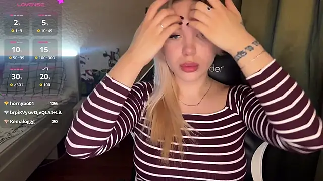 Snapshot of ariashaa chatting on November 9, 4:16 pm ariashaa online show from November 9, 4:16 pm